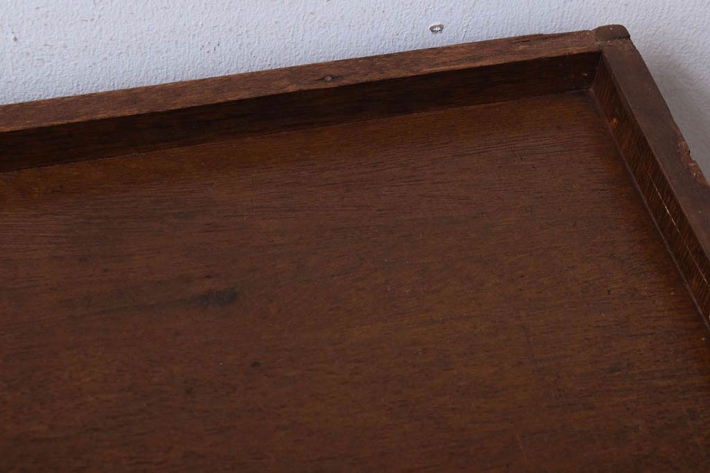 レトロ家具　昭和レトロ　古い木製の小ぶりなアンティーク縦型書類棚(カルテケース)(1)