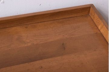 レトロ家具　昭和レトロ　古い木製の小ぶりなアンティーク縦型書類棚(カルテケース)(3)