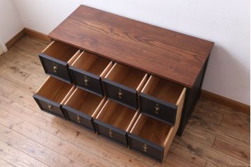 アンティーク家具　マットブラックペイント!おしゃれなローチェスト(ローボード)