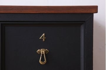 アンティーク家具　マットブラックペイント!おしゃれなローチェスト(ローボード)