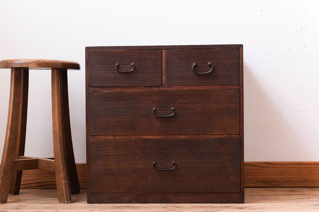 アンティーク家具　古い桐材製のアンティーク小引き出し