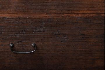 アンティーク家具　古い桐材製のアンティーク小引き出し