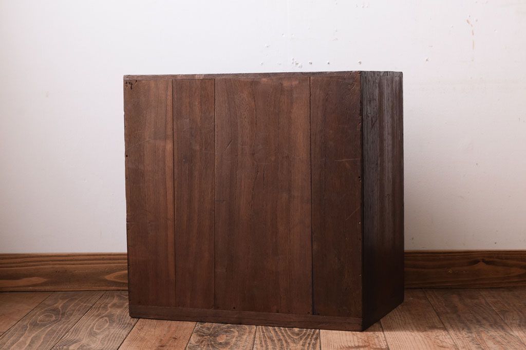 アンティーク家具　古い桐材製のアンティーク小引き出し