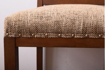 アンティーク家具　クッション座面　オーク材製のシンプルなアンティークチェア