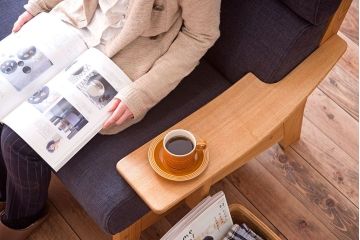 中古美品　ブランド家具　頑固おやじ(GANKO OYAJI)　シンプルでおしゃれなアームソファ(定価約23万円)