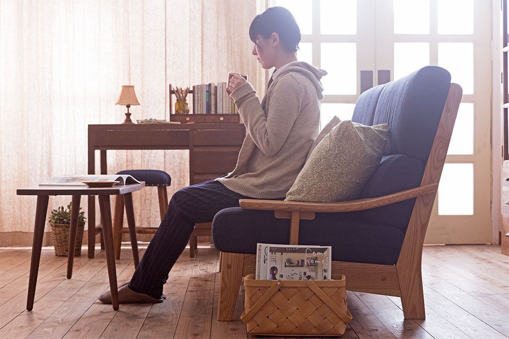 中古美品　ブランド家具　頑固おやじ(GANKO OYAJI)　シンプルでおしゃれなアームソファ(定価約23万円)