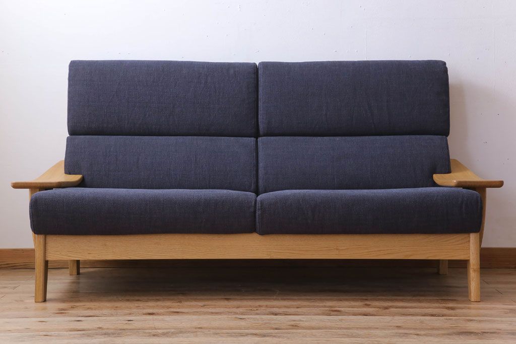 中古美品　ブランド家具　頑固おやじ(GANKO OYAJI)　シンプルでおしゃれなアームソファ(定価約23万円)