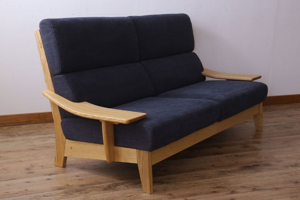 中古美品　ブランド家具　頑固おやじ(GANKO OYAJI)　シンプルでおしゃれなアームソファ(定価約23万円)