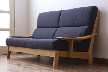 中古美品　ブランド家具　頑固おやじ(GANKO OYAJI)　シンプルでおしゃれなアームソファ(定価約23万円)