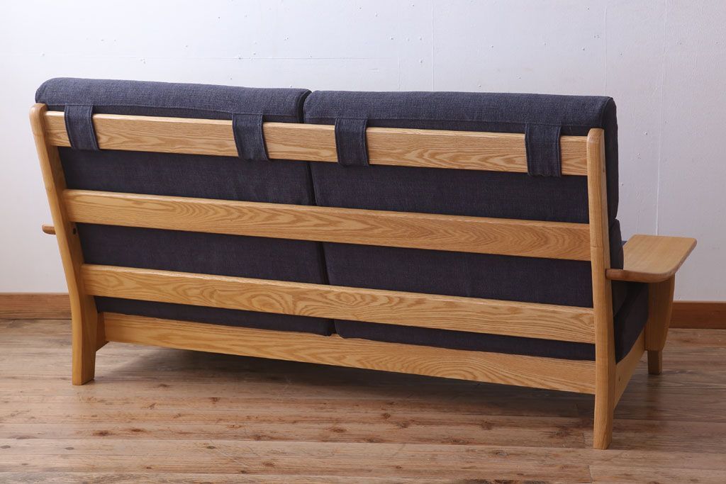 中古美品　ブランド家具　頑固おやじ(GANKO OYAJI)　シンプルでおしゃれなアームソファ(定価約23万円)