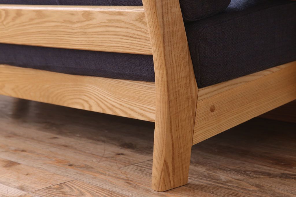 中古美品　ブランド家具　頑固おやじ(GANKO OYAJI)　シンプルでおしゃれなアームソファ(定価約23万円)