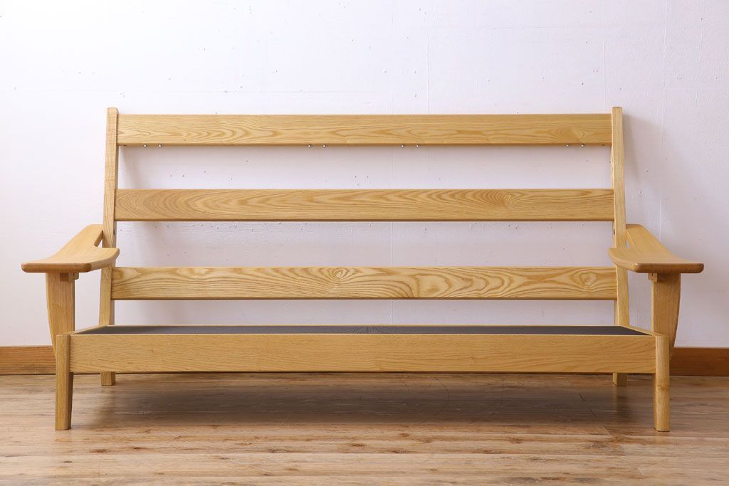 中古美品　ブランド家具　頑固おやじ(GANKO OYAJI)　シンプルでおしゃれなアームソファ(定価約23万円)