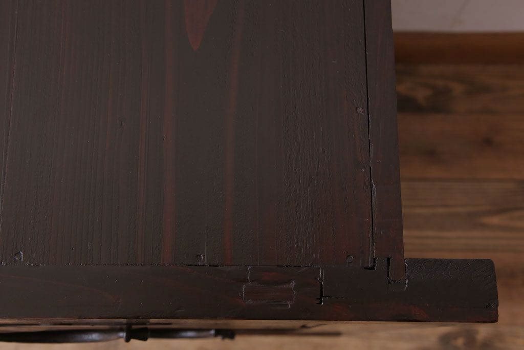 アンティーク家具　六尺　古民具・骨董　極太框の収納箪笥サイドボード(水屋箪笥・ローボード)