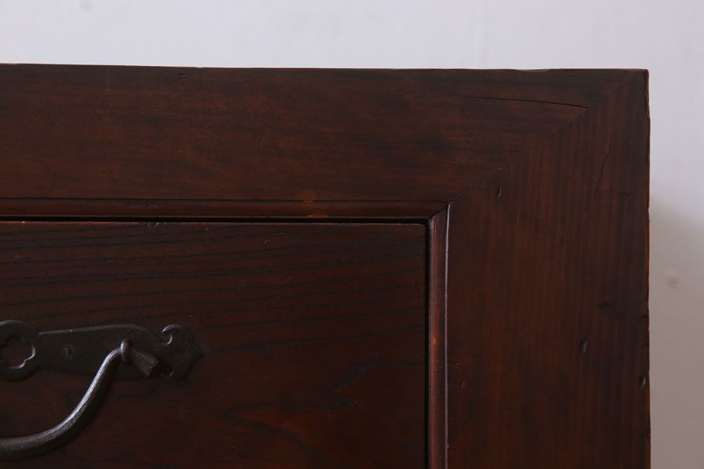 アンティーク家具　六尺　古民具・骨董　極太框の収納箪笥サイドボード(水屋箪笥・ローボード)