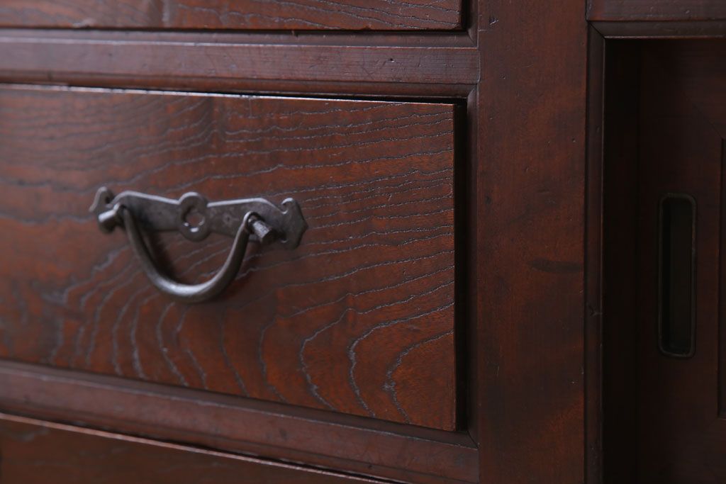 アンティーク家具　六尺　古民具・骨董　極太框の収納箪笥サイドボード(水屋箪笥・ローボード)