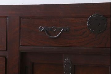 アンティーク家具　六尺　古民具・骨董　極太框の収納箪笥サイドボード(水屋箪笥・ローボード)