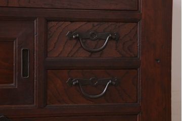 アンティーク家具　六尺　古民具・骨董　極太框の収納箪笥サイドボード(水屋箪笥・ローボード)