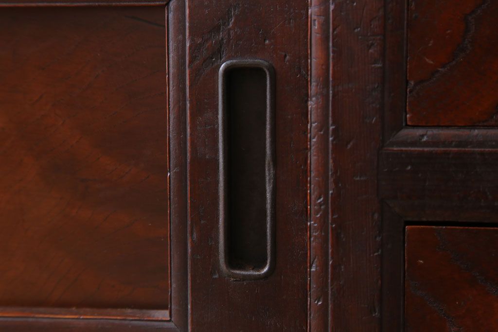 アンティーク家具　六尺　古民具・骨董　極太框の収納箪笥サイドボード(水屋箪笥・ローボード)