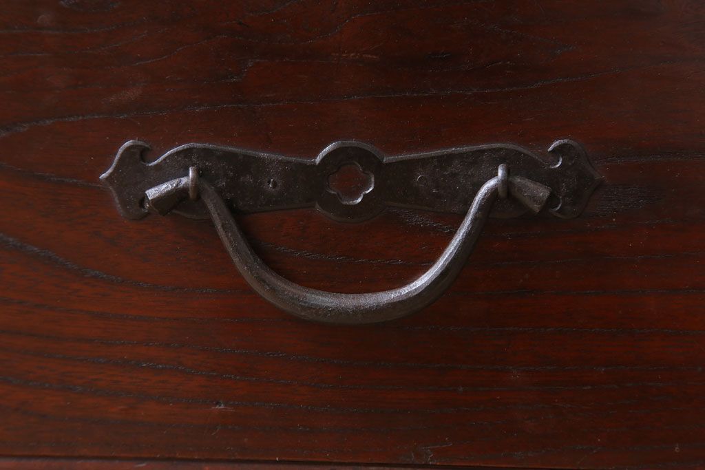 アンティーク家具　六尺　古民具・骨董　極太框の収納箪笥サイドボード(水屋箪笥・ローボード)