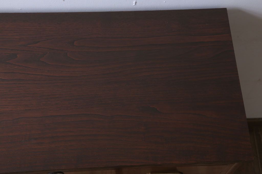 アンティーク家具　古い木製のシンプルなアンティークチェスト(衣装箪笥)