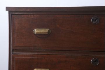 アンティーク家具　古い木製のシンプルなアンティークチェスト(衣装箪笥)