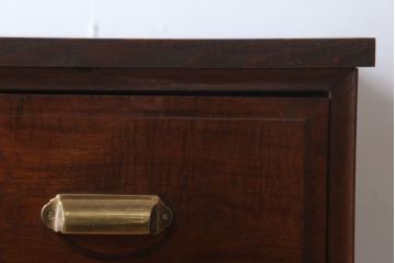 アンティーク家具　古い木製のシンプルなアンティークチェスト(衣装箪笥)