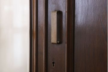 アンティーク家具　作りの良い和製アンティークワードローブ(洋服箪笥)