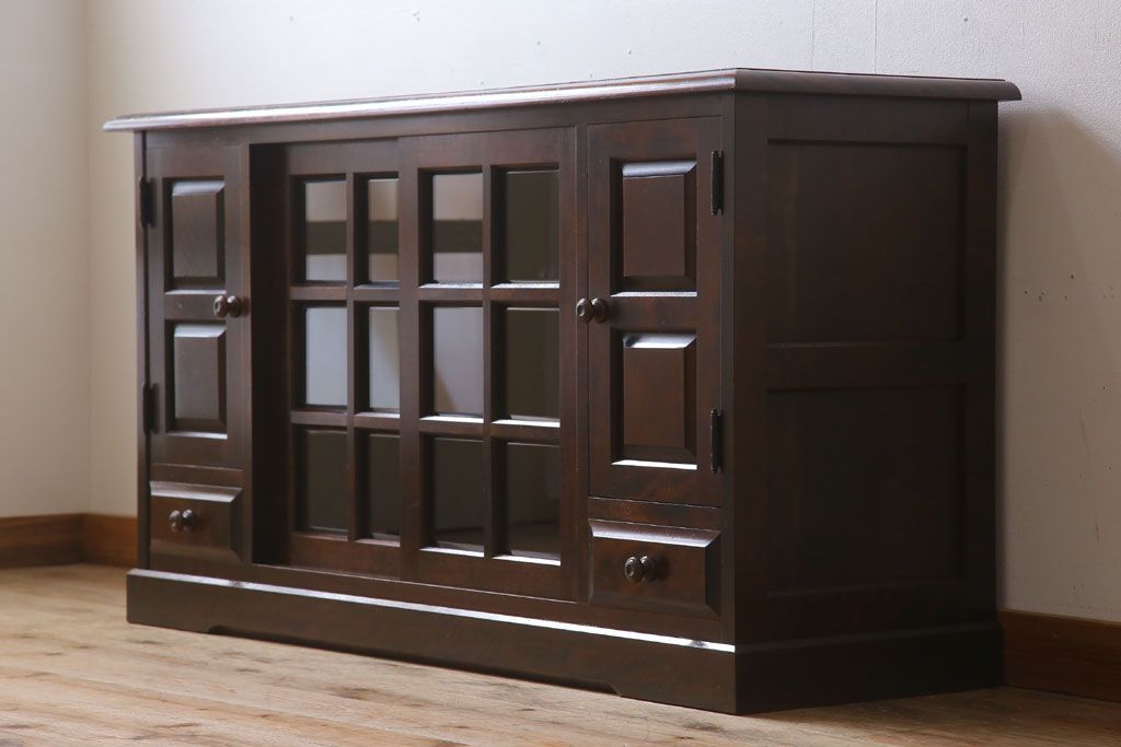 中古　北海道民芸家具　サイドボード(引き戸)(定価約29万円)