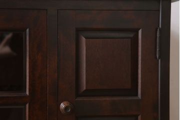 中古　北海道民芸家具　サイドボード(引き戸)(定価約29万円)