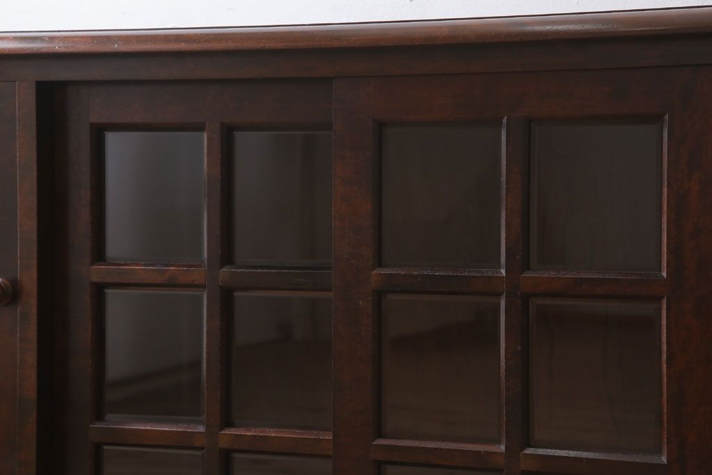 中古　北海道民芸家具　サイドボード(引き戸)(定価約29万円)