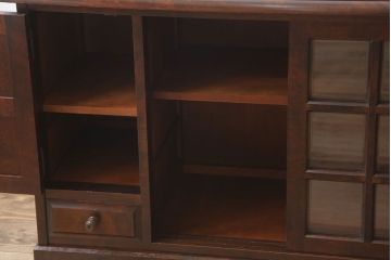 中古　北海道民芸家具　サイドボード(引き戸)(定価約29万円)