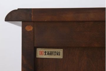 中古　北海道民芸家具　サイドボード(引き戸)(定価約29万円)