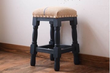 アンティーク家具　アンティークリネン座面!古い木製のクッション座面角スツール