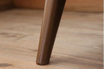 アンティーク家具　ナラ材製!おしゃれなデザインの3人掛けアームソファ