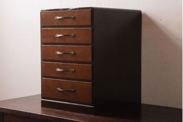 レトロ家具　昭和レトロ　古い木製のアンティーク5杯小引き出し(1)