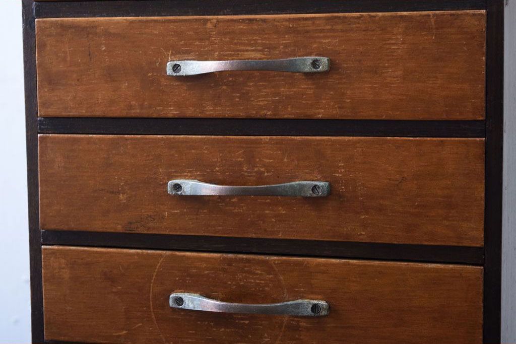 レトロ家具　昭和レトロ　古い木製のアンティーク5杯小引き出し(1)