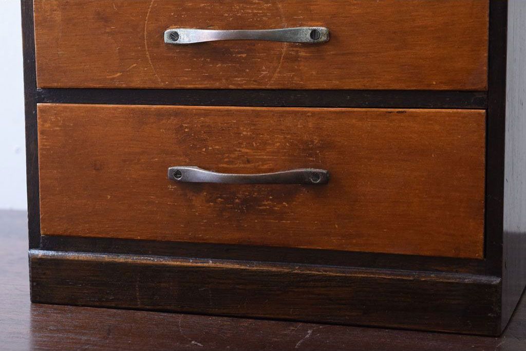 レトロ家具　昭和レトロ　古い木製のアンティーク5杯小引き出し(1)