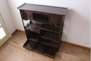 アンティーク家具　唐木・黒檀材!上品なアンティーク飾り棚(茶棚)