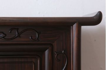 アンティーク家具　唐木・黒檀材!上品なアンティーク飾り棚(茶棚)