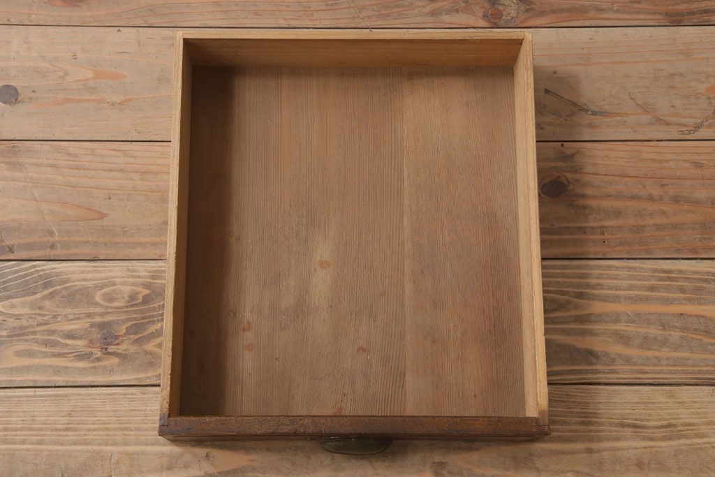 アンティーク家具　モールガラス入り!栓材製サイドテーブル(収納棚)