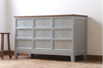 アンティーク家具　水色グレーペイント!おしゃれなローチェスト(ローボード)