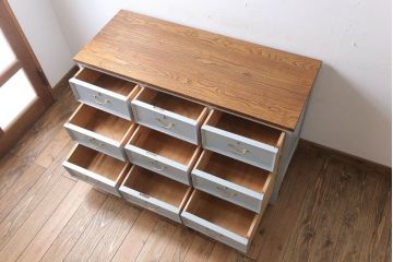 アンティーク家具　水色グレーペイント!おしゃれなローチェスト(ローボード)