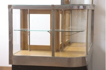 レトロ家具　アンティーク　レトロなデザイン!タバコ屋のRガラスショーケース(ガラスケース)