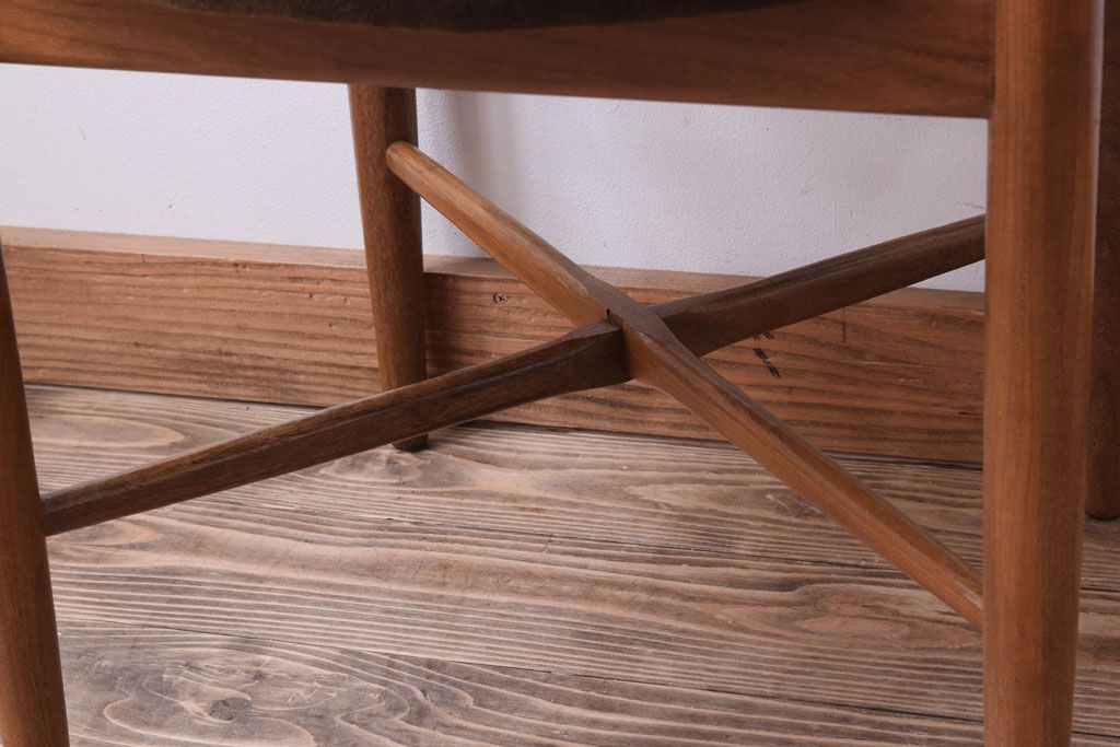 ヴィンテージ家具　北欧ビンテージ　G-PLAN(ジープラン)　チェア(ダイニングチェア)(1)