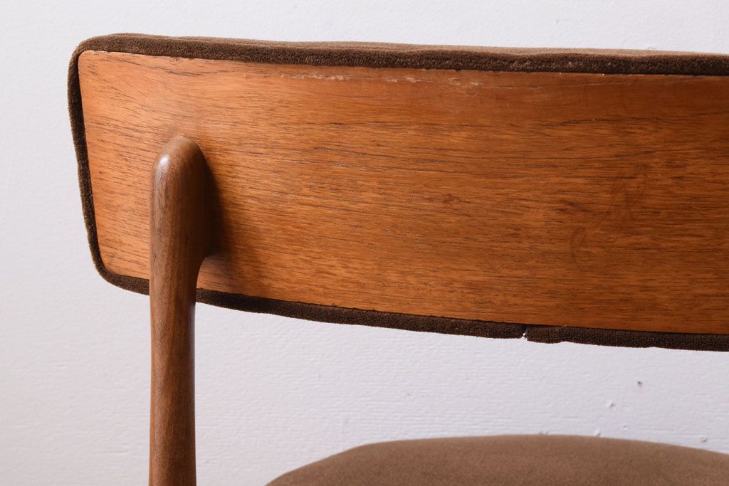 ヴィンテージ家具　北欧ビンテージ　G-PLAN(ジープラン)　チェア(ダイニングチェア)(1)