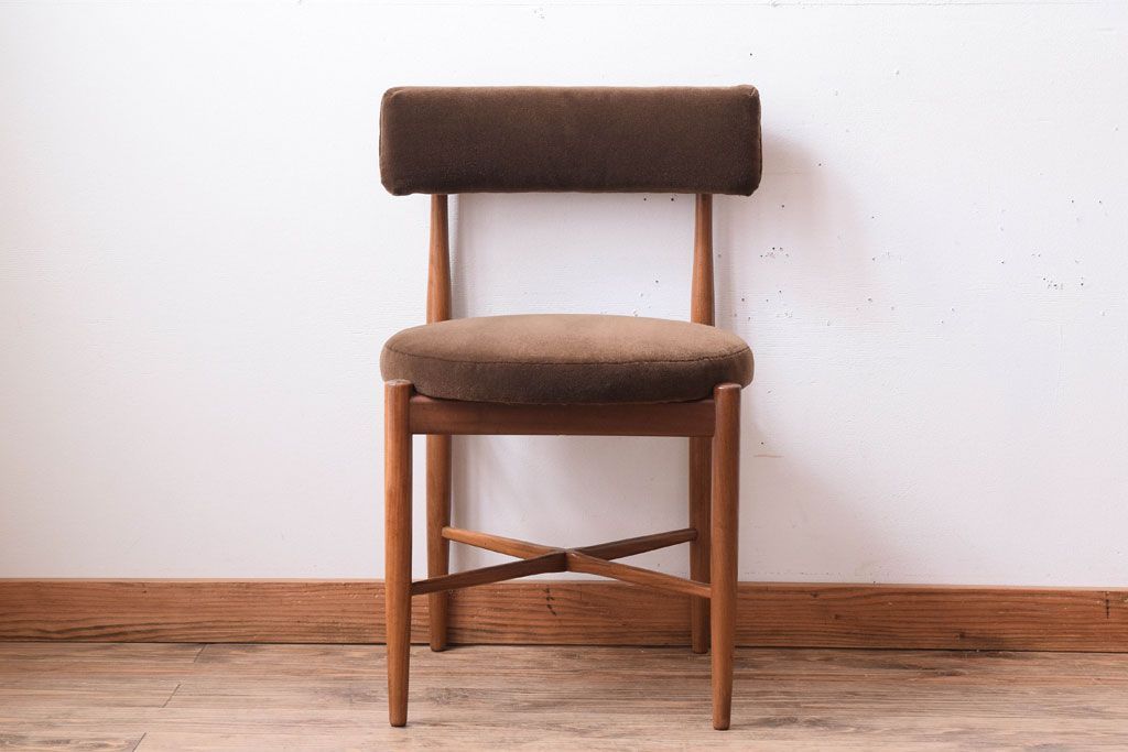 ヴィンテージ家具　北欧ビンテージ　G-PLAN(ジープラン)　チェア(ダイニングチェア)(2)