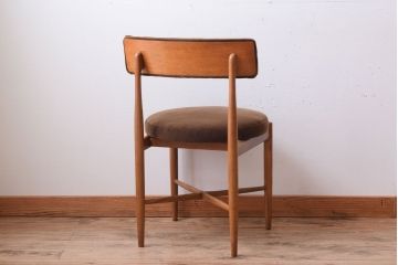 ヴィンテージ家具　北欧ビンテージ　G-PLAN(ジープラン)　チェア(ダイニングチェア)(2)