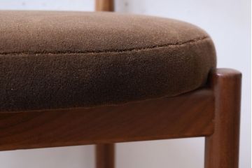 ヴィンテージ家具　北欧ビンテージ!G-PLAN(ジープラン)　お洒落なチェア(ダイニングチェア)