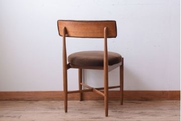 ヴィンテージ家具　北欧ビンテージ!G-PLAN(ジープラン)　お洒落なチェア(ダイニングチェア)