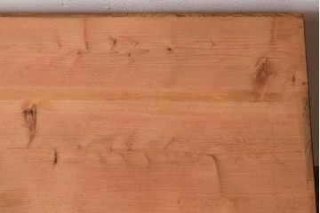 アンティーク家具　ナチュラルスタイル　モールガラス入り　和製アンティークの脚付き収納棚(戸棚)